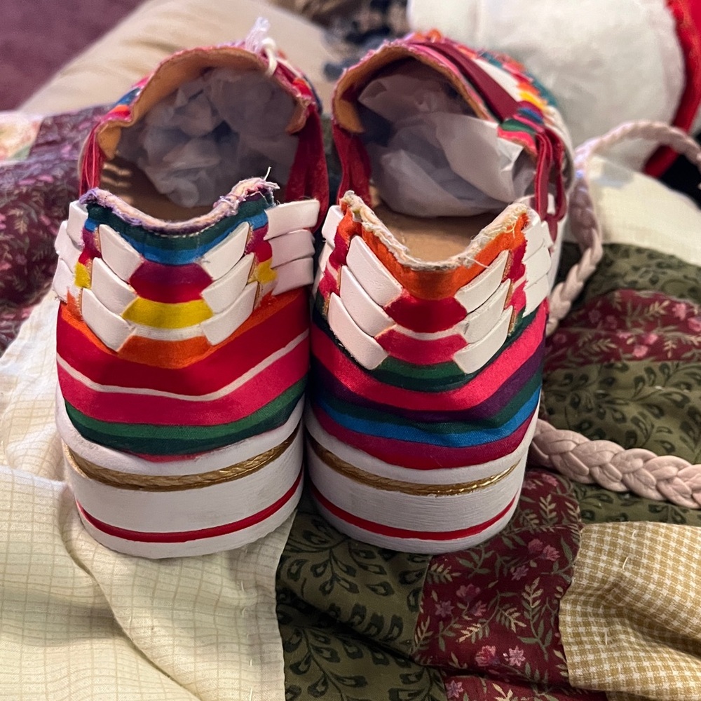Multicolor Woven Women's Shoes - Picture 5 of 7